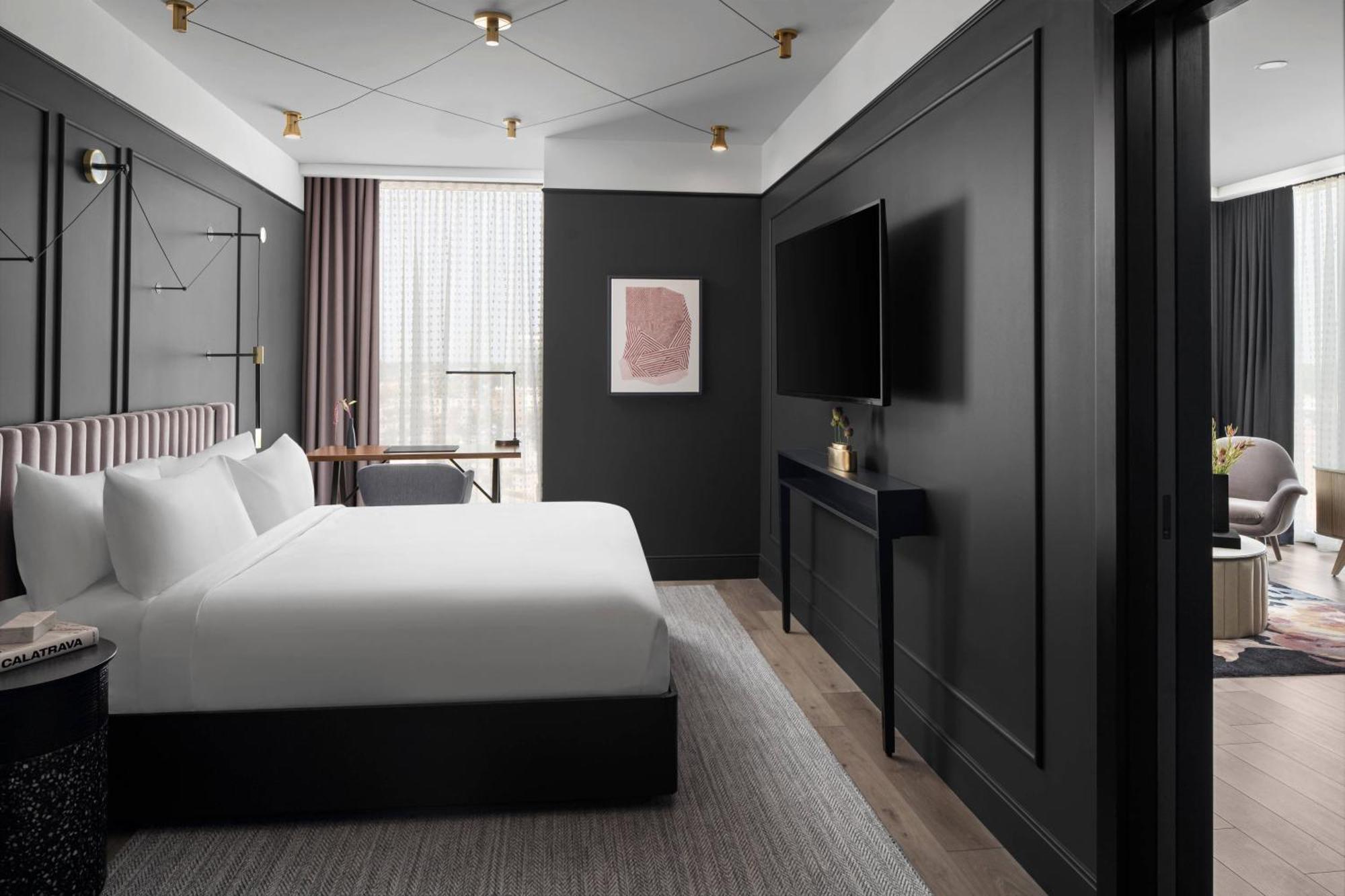 Renaissance Milwaukee West Hotel Wauwatosa Dış mekan fotoğraf